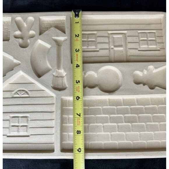 Gingerbread House Mold Superstone 1994 Sassafras Enterprises Made In USA - Picture 7 of 9